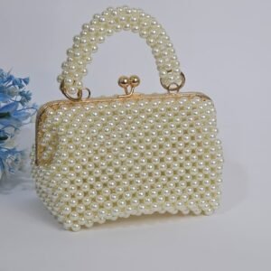 شنطة خرز ابيض