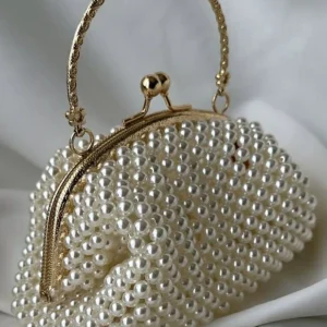 شنطة خرز اابيض