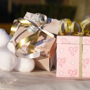 هدايا الاعتذار: كيف تذيب الجليد وتصالح من تحب بلمسة ذكية؟